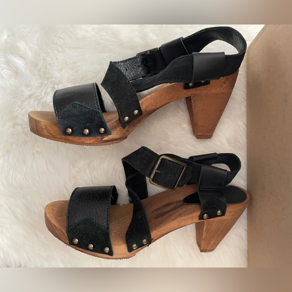 Sanita Black Leather Wooden Platform Sandals